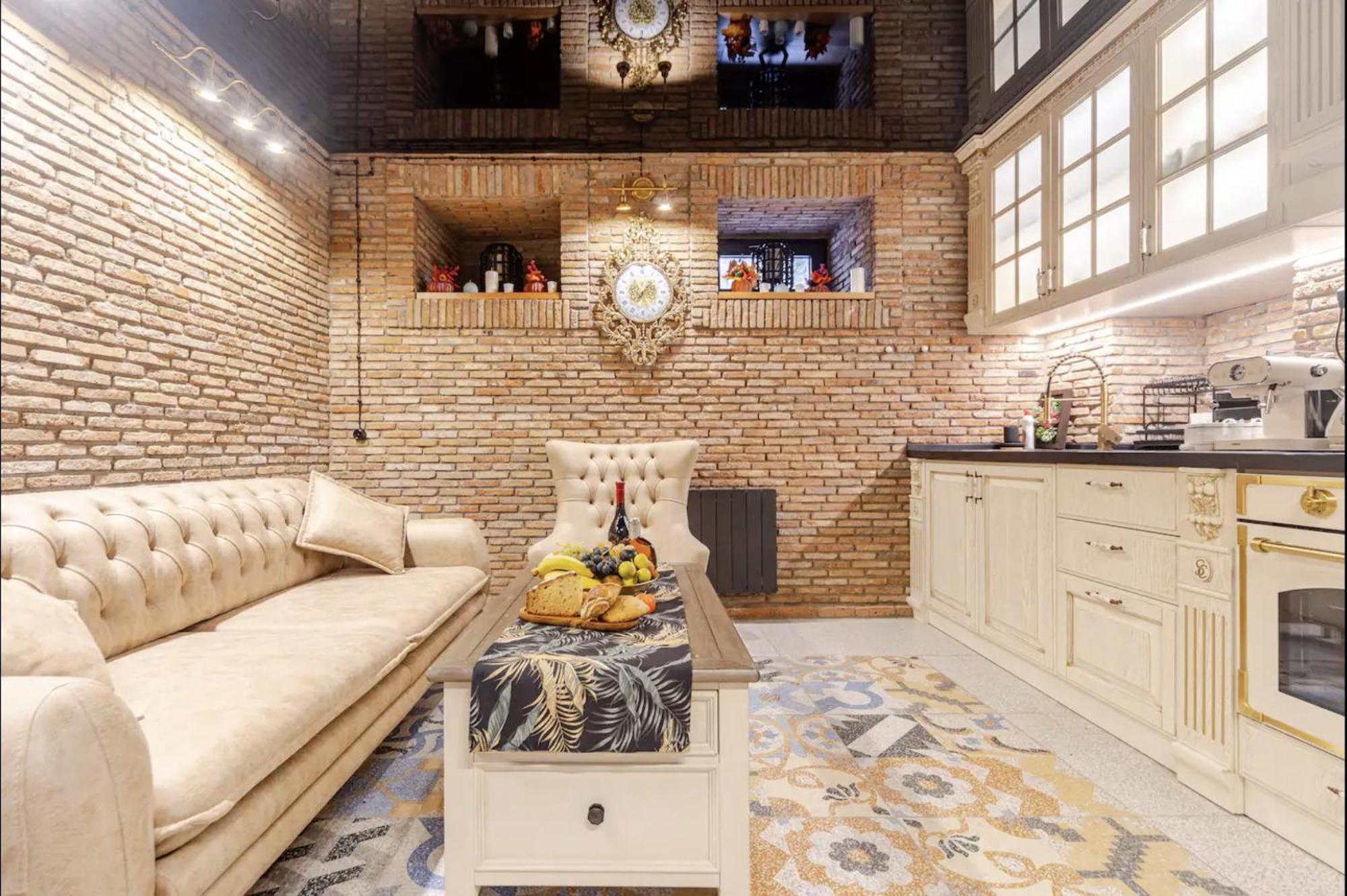 Luxury In Old With Terrace Appartement