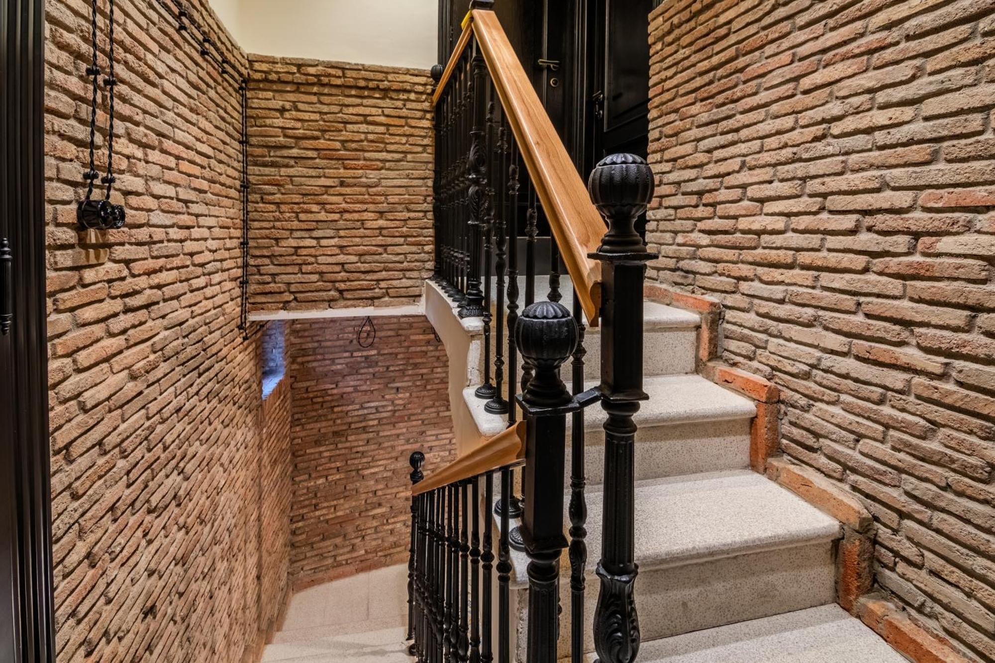شقة Luxury In Old With Terrace تبليسي
