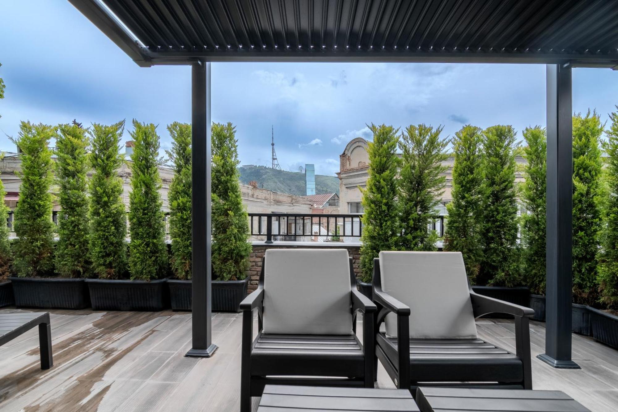 Luxury In Old With Terrace شقة تبليسي