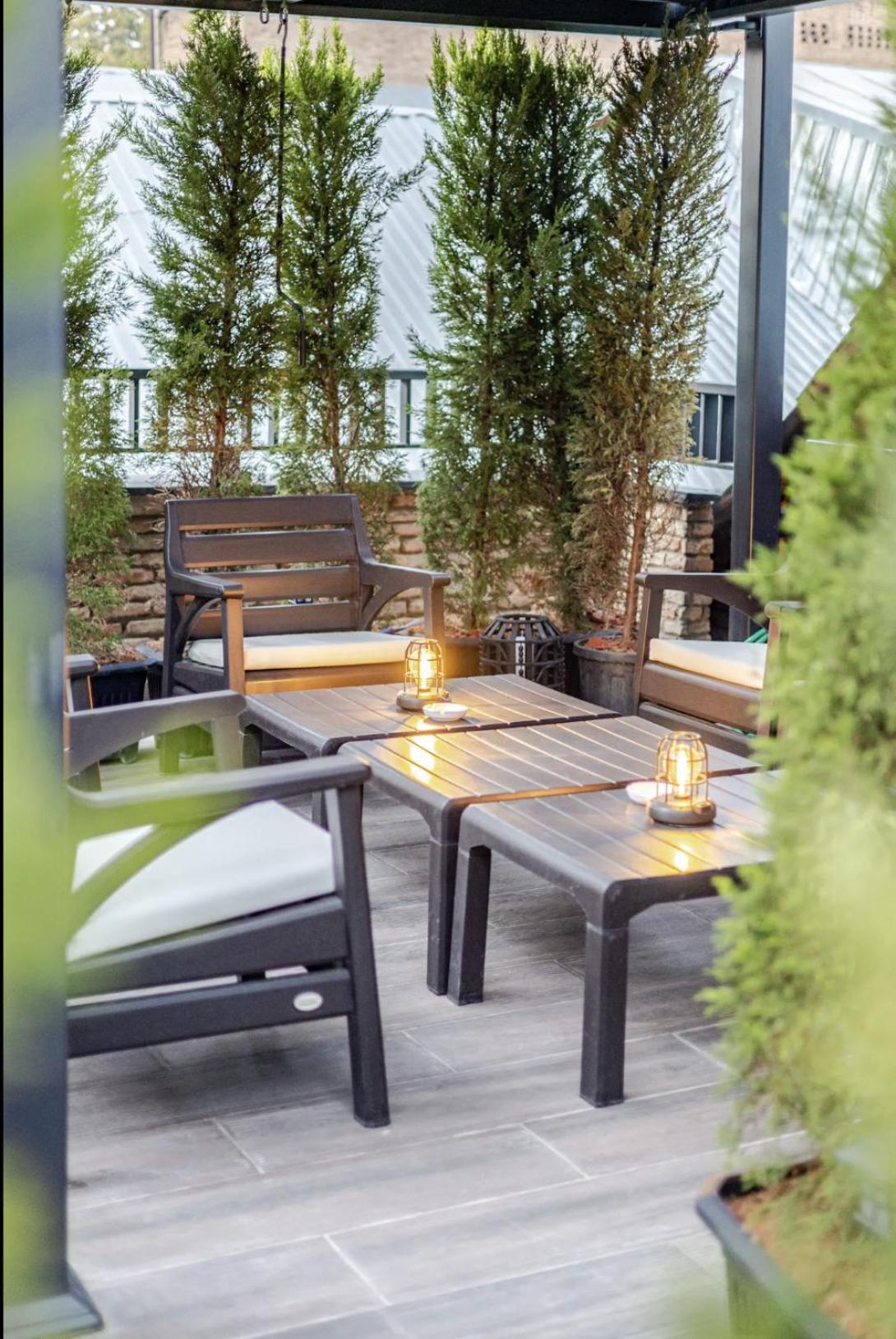 Luxury In Old With Terrace شقة